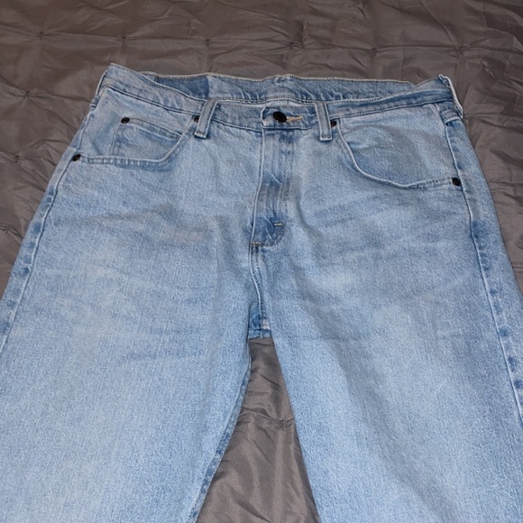 Wrangler Jeans - Picture 3 of 5